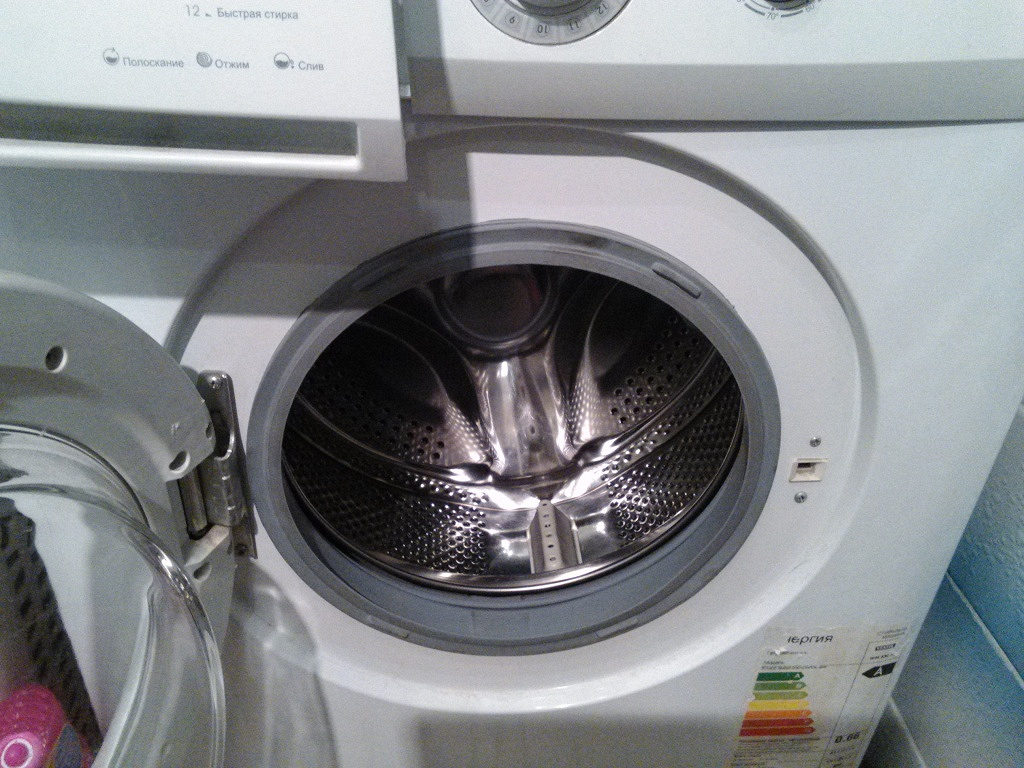 Стиральная машинка индезит не отжимает. Почему стиральная машина не отжимает. Vestel стиральная машина не отжимает проблема. Почему машинка автомат плохо отжимает.