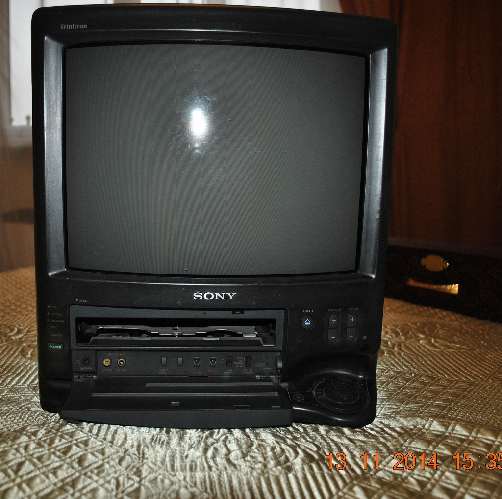 Видеодвойка. Видеодвойка Sony 14. Телевизор Фунай 90х. Видеодвойка Фунай. Видеодвойка Funai.