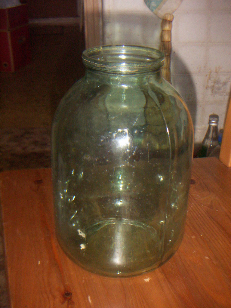 Фото 3 литровой стеклянной банки