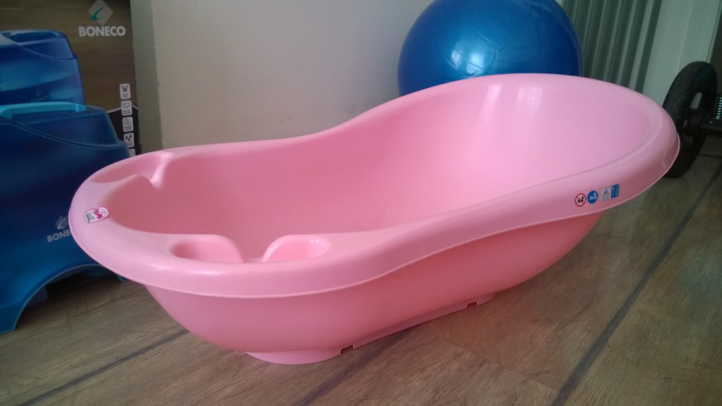 Ванночка 6 букв. Ванночка детская "Бамбино" розовая *6 с804рз. Сиденье в ванночку для купания. Ванночка детская желтая. Ванночка для купания фиолетовая.