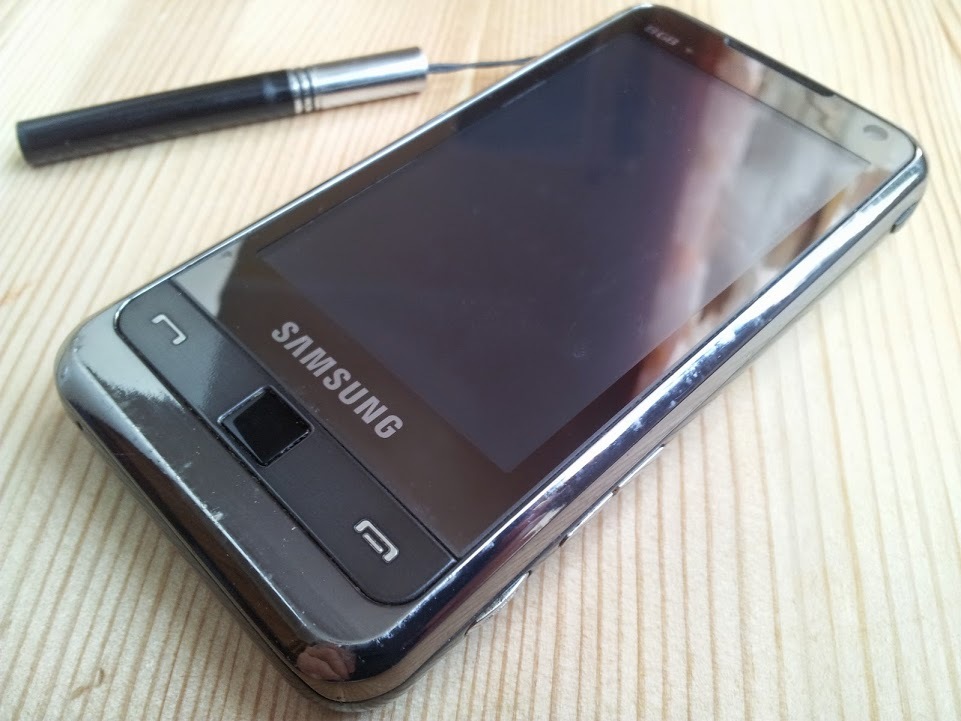 Оне 1 1 телефон. Samsung Omnia i900. Самсунг WITU i900. Samsung WITU Omnia 900. Samsung SGH-i900 WITU (Omnia).