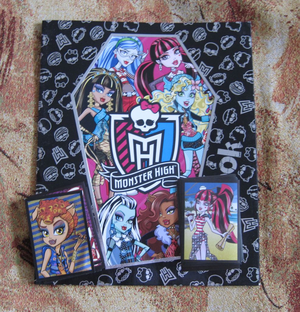 Хай альбом. Panini наклейки Монстер Хай. Monster High. Наклейки. Наклейки Монстер Хай для альбома. Альбом наклеек. Monster High.