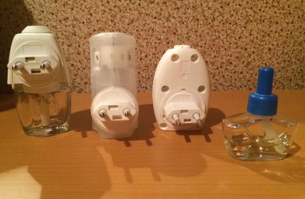 Air wick электрический ароматизатор. Airwick фумигатор. Освежитель воздуха airwick 300мл. Air wick электрический ароматизатор. Освежители для дома электрические.