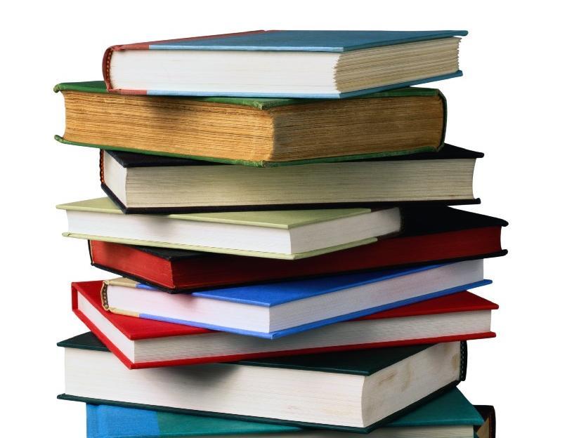 Стопка книг для презентации