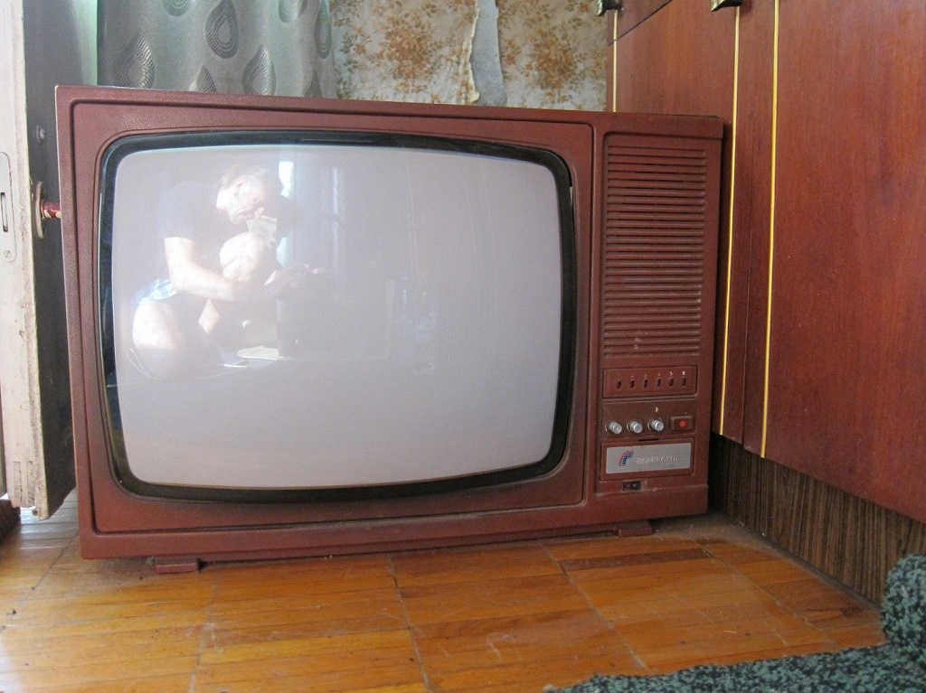 Телевизоры 90 х годов