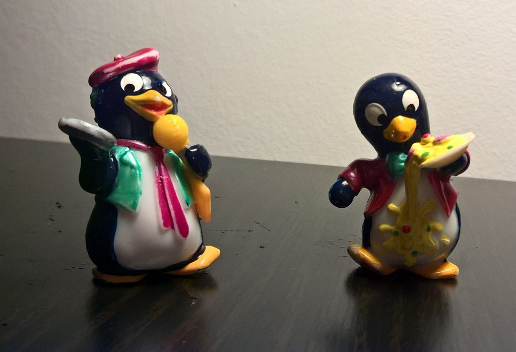 Киндер игрушки пингвины. Киндер пингвинчики. Коллекция Киндер пингвины. Пингвинчики из Киндер сюрприза. Киндер сюрприз пингвины.