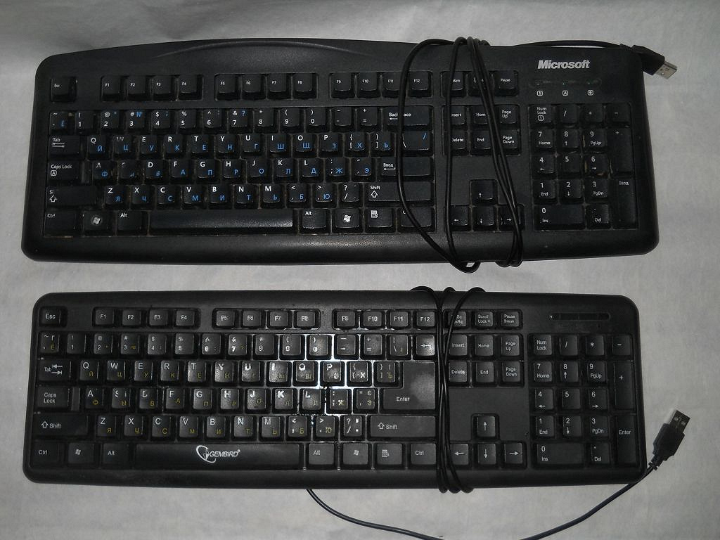 Несколько клавиатур. Microsoft Keyboard 200. Microsoft wired Keyboard 200. Клавиатура Microsoft 1406. Клавиатура Майкрософт кейборд 200.