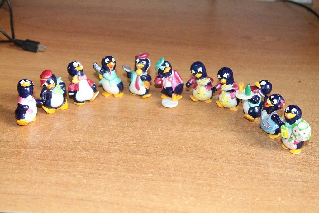 Киндер игрушки пингвины. Киндер сюрприз пингвины 1992. Киндер сюрприз пингвины 1992 вся коллекция. Киндер сюрприз пингвины 1992 коллекция. Коллекция пингвинов из Киндер сюрприза 1992.
