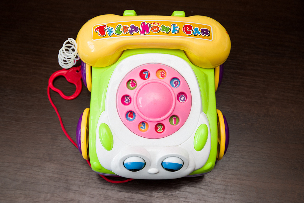 Купить игрушку телефон. Телефон детский. Игрушечный телефон. Игрушка "телефон". Игрушечный домашний телефон.