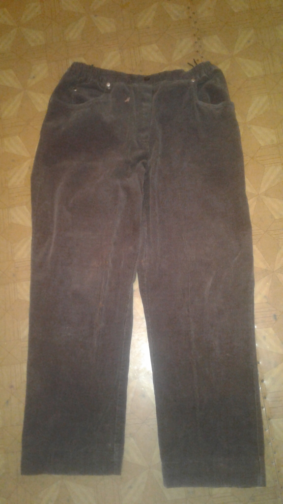 Брюки armani вельвет женские. Утепленные штаны вельвет. Мелкий вельвет брюки. Вельветовые брюки женские. Крупный вельвет мужские спортивные брюки.