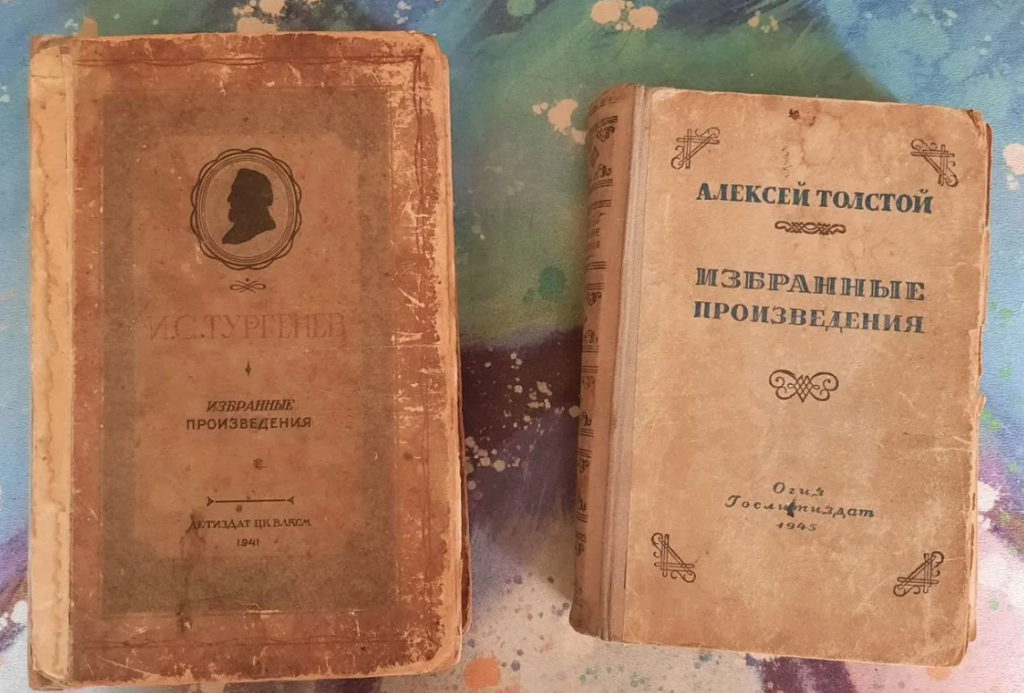 Е а толстая тургенев толстой. Тургенев избранные повести и рассказы 1947 Озон.