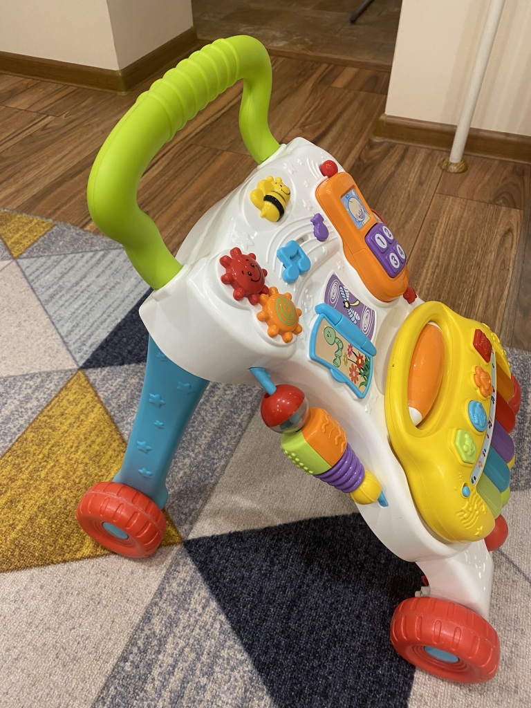 Каталка детская в дар (Москва). Дарудар