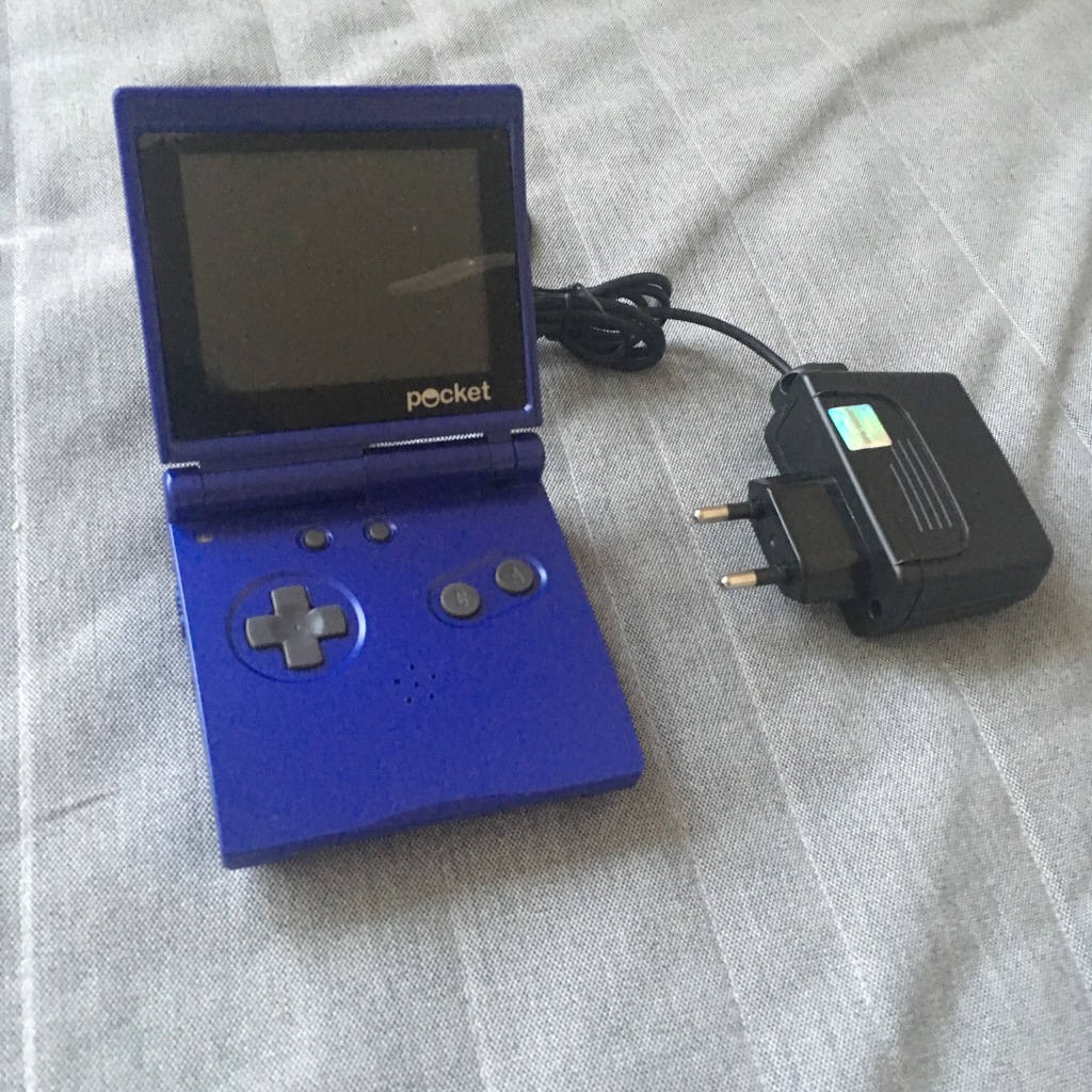 DVTech Pocket GBA Game Boy в дар (Москва). Дарудар