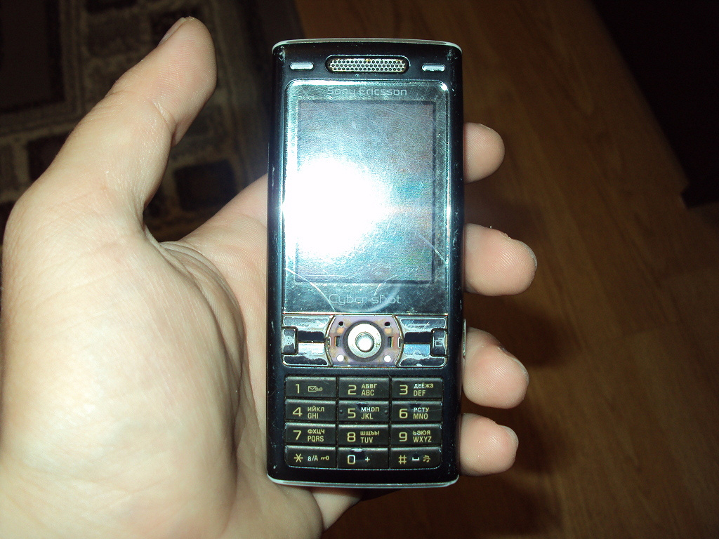 SONY ERICSSON K790i в дар (Санкт-Петербург). Дарудар