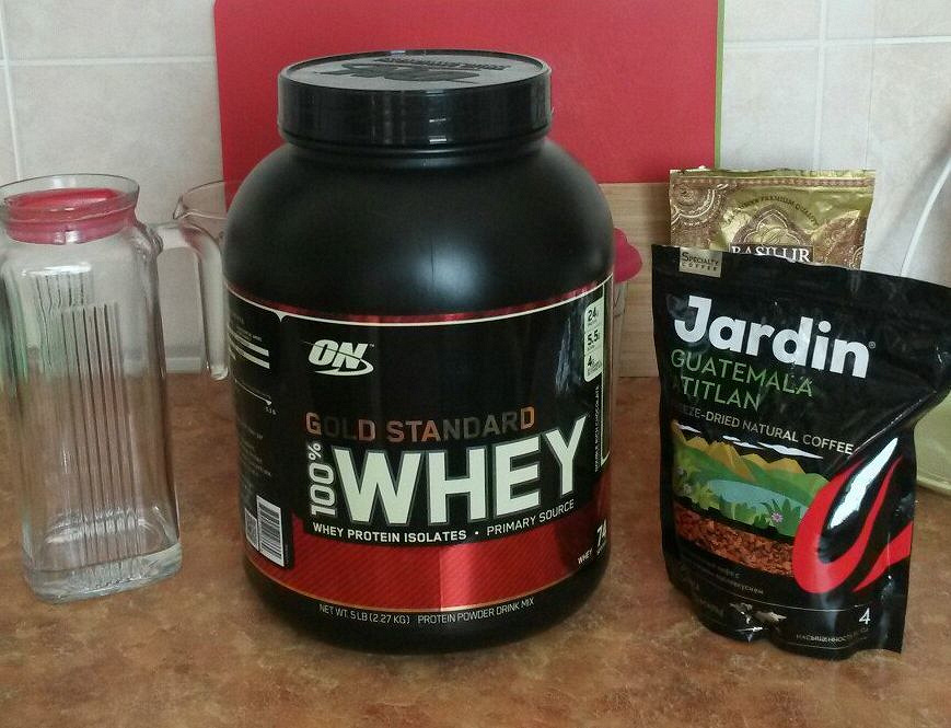 Большие банки. Протеин большая банка. Банка Whey.