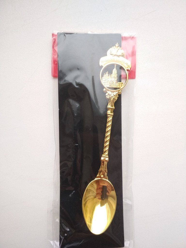 Ложка "подарочная". Ложка сувенирная. Ложки сувенирные с городами. Сувенирная ложечка. Чайная ложка сувенирная.