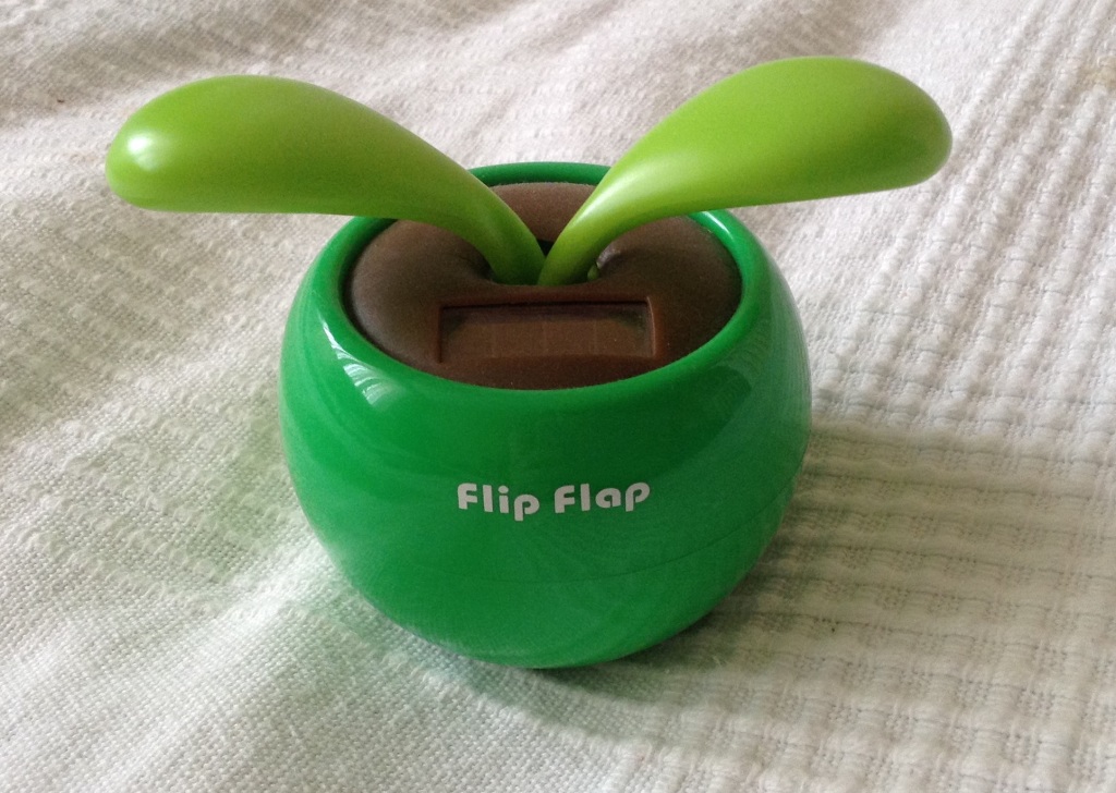 Флип флап. Игрушка flip flap плата управления. Флип флап. Цветок на солнечных батарейках в машину. Картина в подарок.