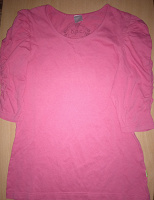 Отдается в дар футболки на подростков. розовая, коричневая