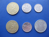 Отдается в дар Два набора бельгийских франков