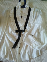 Отдается в дар Новая белая блуза — станет вам музой (: