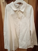 Отдается в дар Белая рубашка для мальчика 10 — 12 лет