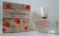 Отдается в дар Cassandra Rose Jasmin Jeanne Arthes