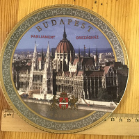 Отдается в дар Тарелочка декоративная Будапешт
