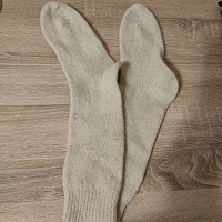 Отдается в дар Шерстяные носки.Длина 26 см.