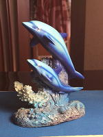 Отдается в дар Сувенир — Дельфины.