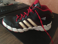 Отдается в дар Кроссовки 36-37 adidas