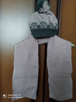 Отдается в дар Зимняя шапочка и шарф