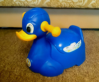 Отдается в дар Горшок детский Quack с крышкой