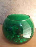 Отдается в дар Зеленая декоративная ваза.