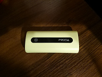 Отдается в дар Быстрая портативная зарядка с 1 USB выходом Proda (5000mah)