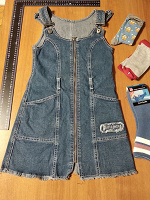 Отдается в дар Детский джинсовый сарафан, женские носки 37-41