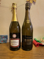 Отдается в дар Две бутылки итальянского игристого вина