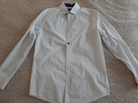 Отдается в дар Белая мужская рубашка в точечку размер S