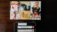 Отдается в дар VHS касеты с фильмами эротика