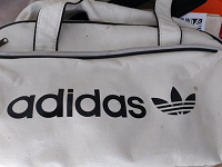 Отдается в дар Сумка adidas из СССР
