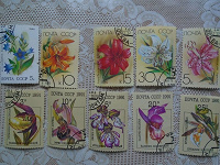 Отдается в дар почтовые марки с цветами