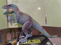 Отдается в дар динозавр тиранозавр большой