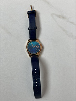 Отдается в дар Часы Marc Jacobs женские синие