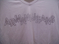 Отдается в дар Брендовая футболка Armani Jeans 42 44 размер