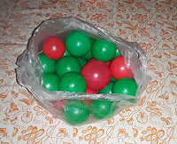 Отдается в дар Детские пластмассовые шарики