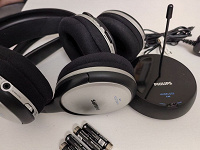 Отдается в дар Беспроводные FM наушники Philips