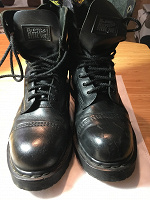 Отдается в дар Мужские ботинки Dr. Martens