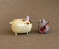 Отдается в дар Игрушки из шоколадных яиц Pusheen The Cat