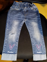 Отдается в дар «Драные» джинсы на девочку 3-4 лет