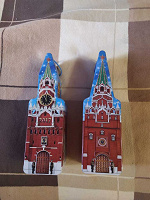 Отдается в дар Жестяные коробки из под новогодних подарков с кремлевской елки