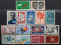 Отдается в дар Франция. 15 разных почтовых марок.